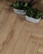 herringbone 535 Praline oak