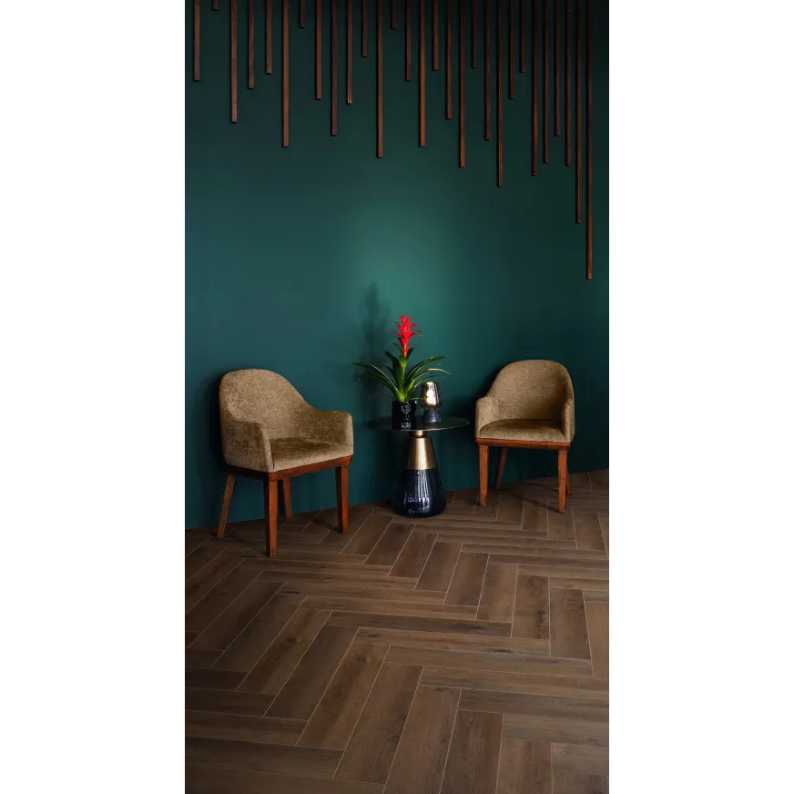 Rakinamos vinilinės grindys eglute Parquetvinyl Yukon Herringbone Tan YUK HB-2621-IB